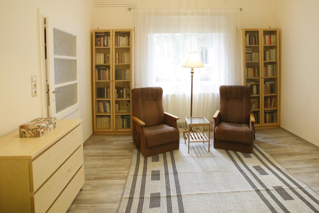 Harangvirág 36 Vendégház Kismaros Esterno foto